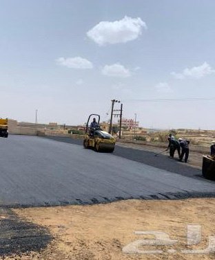 سفلتة وأرصفة وإنارة شوارع بلدية